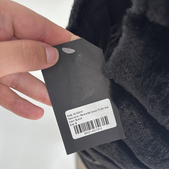 Ookie and Lala Carbon Puffer Vest Reversible to Grooved Faux Fur Size M NEW - Picture 4 of 15